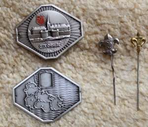 [Badge Image]